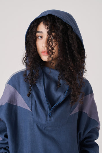 Hoodie Qarless Stormy Night